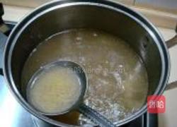 淮杞黄精炖乳鸽的做法图解10