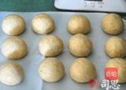 小麦胚芽奶油卷的做法图解3