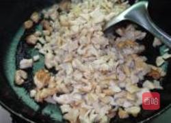 萝卜干炒肉粒的做法图解8