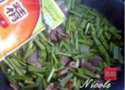 腊猪舌炒韭菜的做法图解6