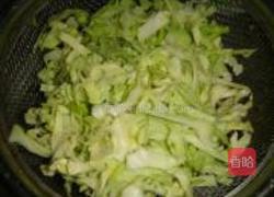 剁椒圆白菜的做法图解2