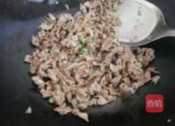 线椒炒萝卜干的做法图解4