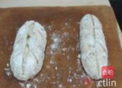 黑糖果仁欧式面包的做法图解4
