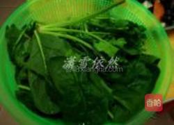 菠菜豆芽汤的做法图解1