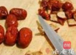 多功能桂圆红枣酱的做法图解2