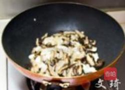 香菇芝麻滑鸡片的做法图解4