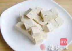 龙井蛤蜊豆腐汤的做法图解2