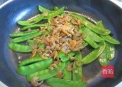 虾米炒荷豆的做法图解5