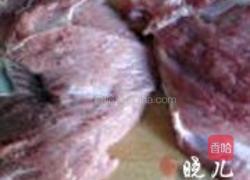 龙须牛肉的做法图解1