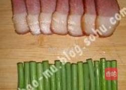 腊肉蒜薹的做法图解1