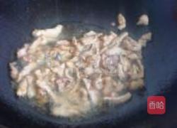 碗豆尖炒肉的做法图解2