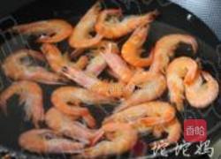水果虾仁油条沙拉的做法图解2