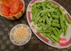 番茄焖扁豆的做法图解2