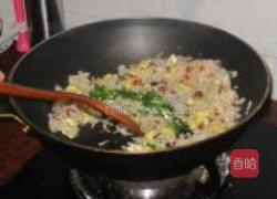 腊肠蛋炒饭的做法图解10