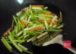 蒜苔炒腊肠的做法图解6