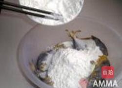 干炸小鲳鱼的做法图解3