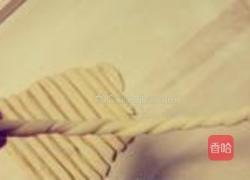 蜂蜜鸡蛋小麻花的做法图解9