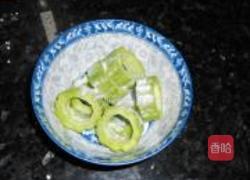 苦瓜如意虾的做法图解1
