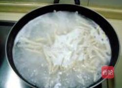 包菜炒面鱼的做法图解10