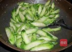 蒜茸炒丝瓜的做法图解8