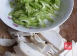 杏鲍菇炒苦瓜的做法图解2