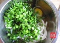 银鱼煎蛋的做法图解3