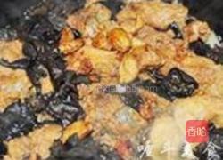 啤酒鱼块炖木耳的做法图解7