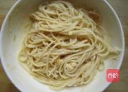 咸蛋凉拌面的做法图解6