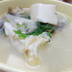鱼头豆腐汤的做法[图]