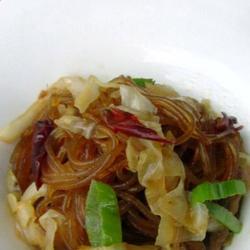 泡菜苕粉肉丝的做法[图]