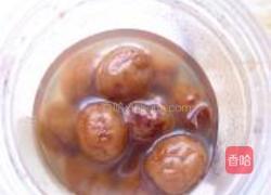 酸梅煮荷包蛋的做法图解2