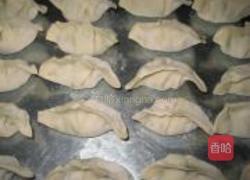 韭菜鸡蛋饺的做法图解6