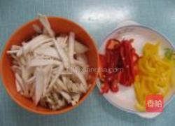 美极彩椒杏鲍菇的做法图解1