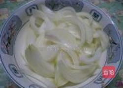 洋葱鸡蛋炒火腿的做法图解1