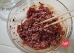 洋葱牛肉千层饼的做法图解1