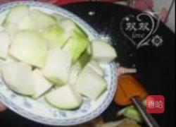 玉米炖鸡爪的做法图解7