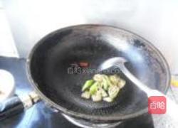 鸭腿炖豆角的做法图解3