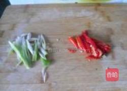 尖椒丝瓜条的做法图解3