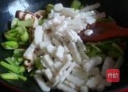 青菜炒年糕的做法图解4