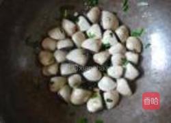 姜葱炒蛤蜊的做法图解3