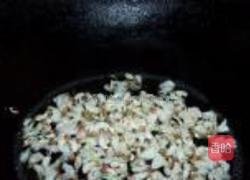 槐花鸡蛋烙的做法图解2