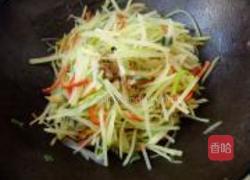 土豆丝炒辣椒丝的做法图解5