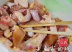 茶树菇干焖鸡的做法图解2