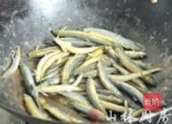 椒盐泥鳅的做法图解2