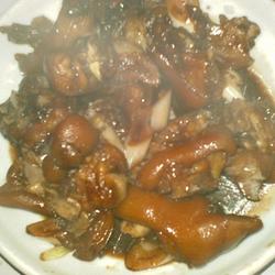 葱烧猪蹄的做法[图]