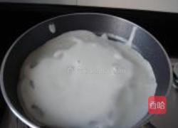 榨菜鸡蛋饼的做法图解3