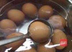 卤五香茶叶蛋的做法图解2