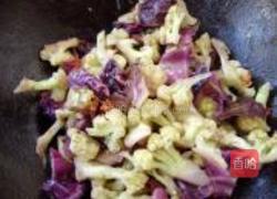 菜花炒紫甘蓝的做法图解6