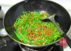 肉丝虫草花炒韭苔的做法图解4