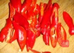 红椒炒黄叶菜的做法图解2